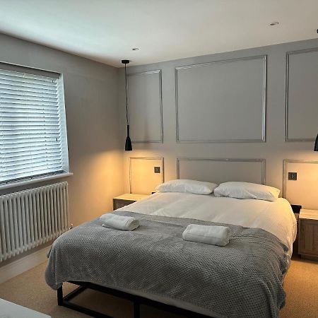 A Luxury 2 Bedroom Apartment Barnet Eksteriør bilde
