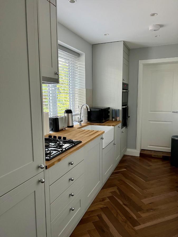 A Luxury 2 Bedroom Apartment Barnet Eksteriør bilde